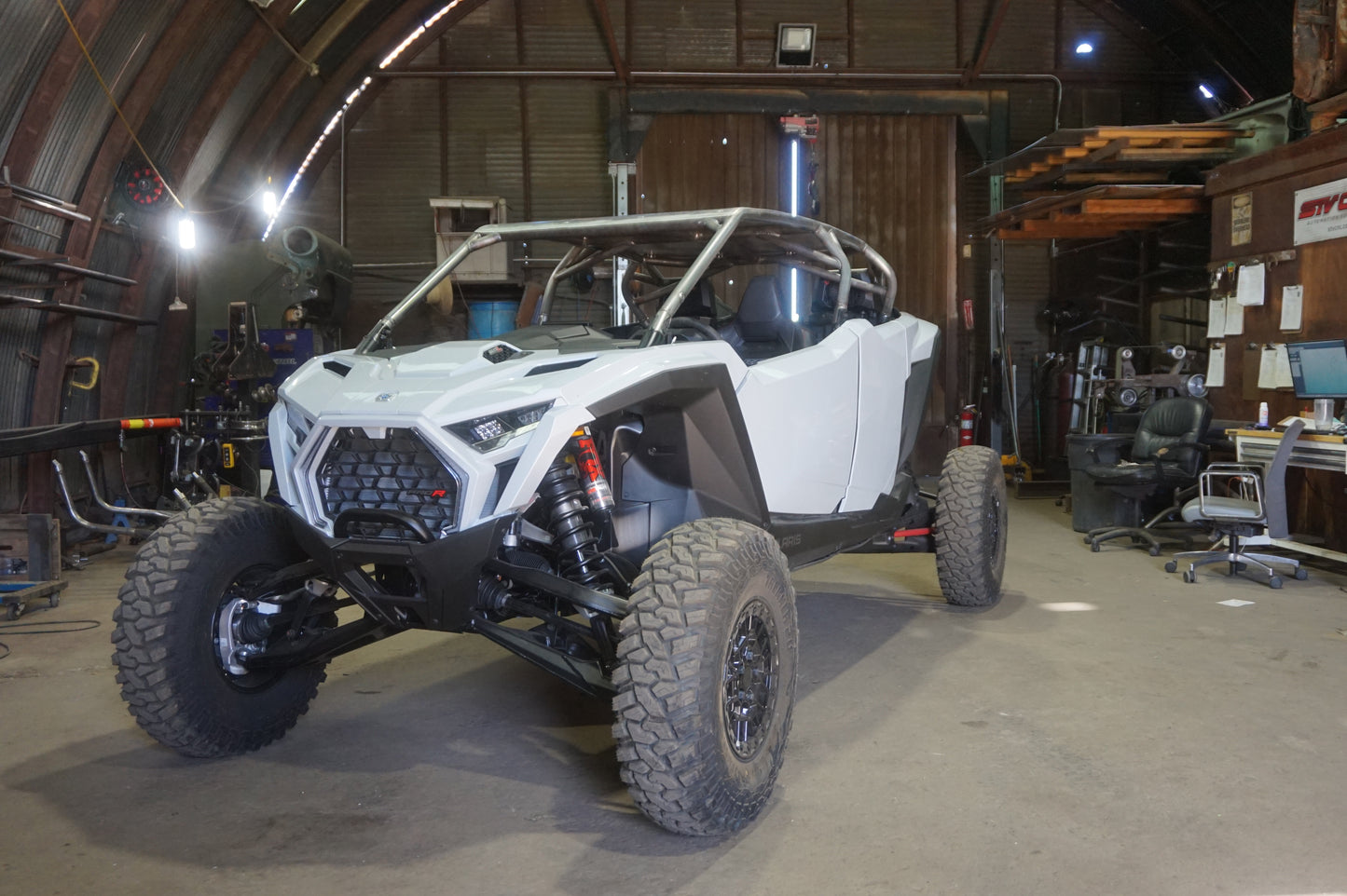 25'-26' POLARIS RZR PRO R4